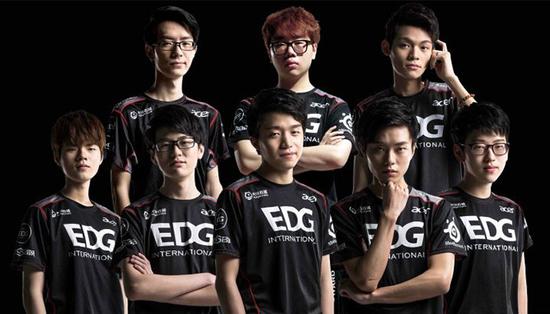 多次凭借自 多次凭借自